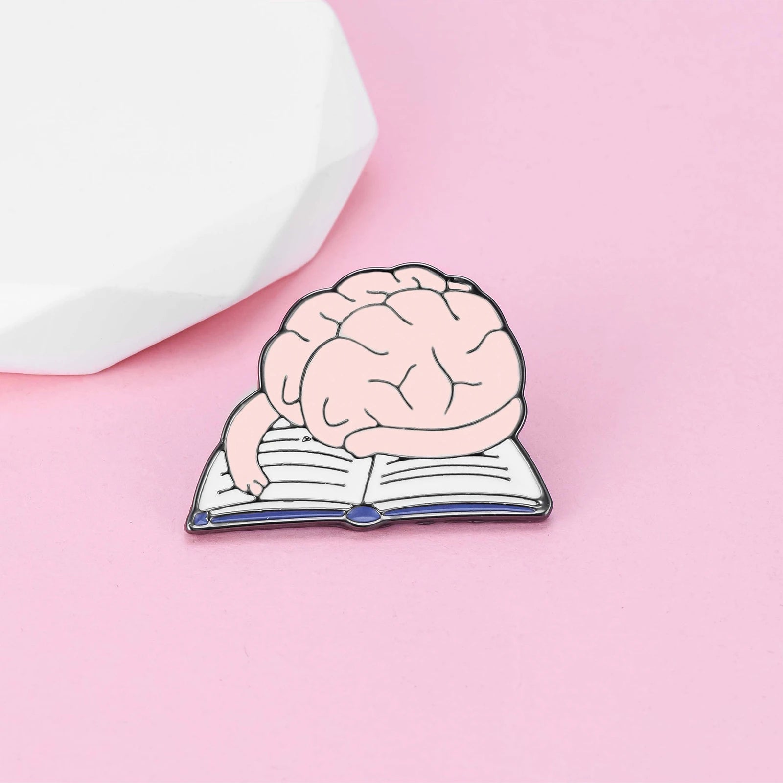 Harong Exquisite Brain Enamel Pins Brooch Medical Anatomy Cute Lapel Lanyard Bag Coat Badge Accessories Gift for Doctor Student